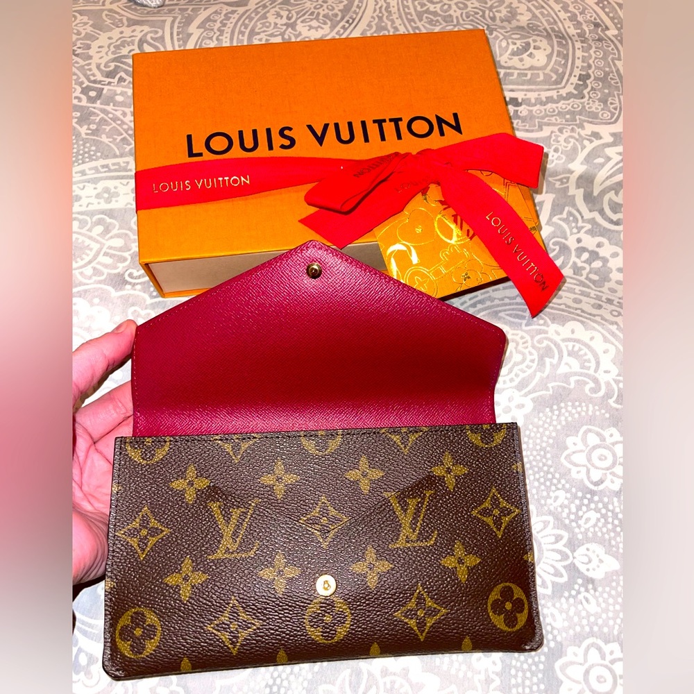 Louis Vuitton Wallet Monogram Jeanne Fuchsia W/both inserts